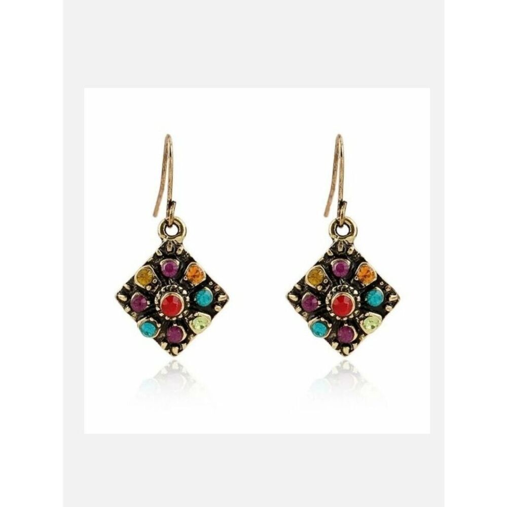 GEMSTONE Lightweight Drop Earrings